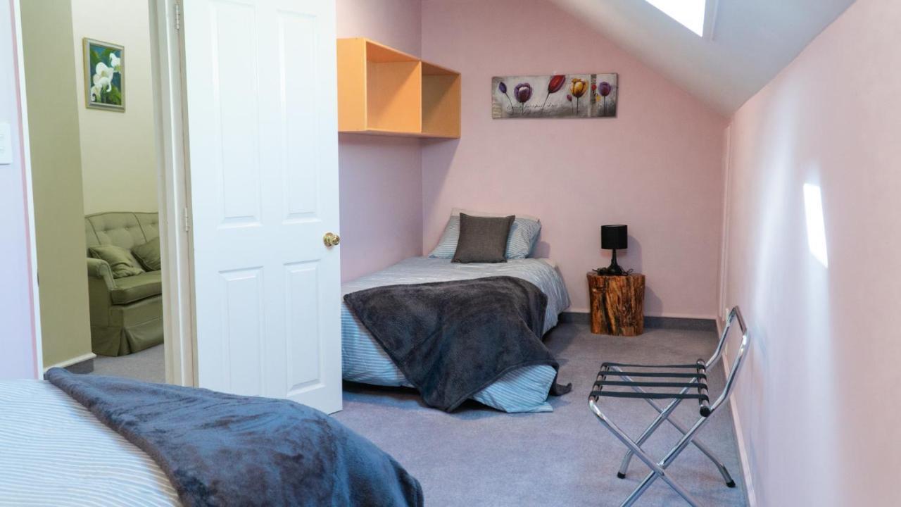 Fairhall Guest Lodge Woodbourne Екстериор снимка
