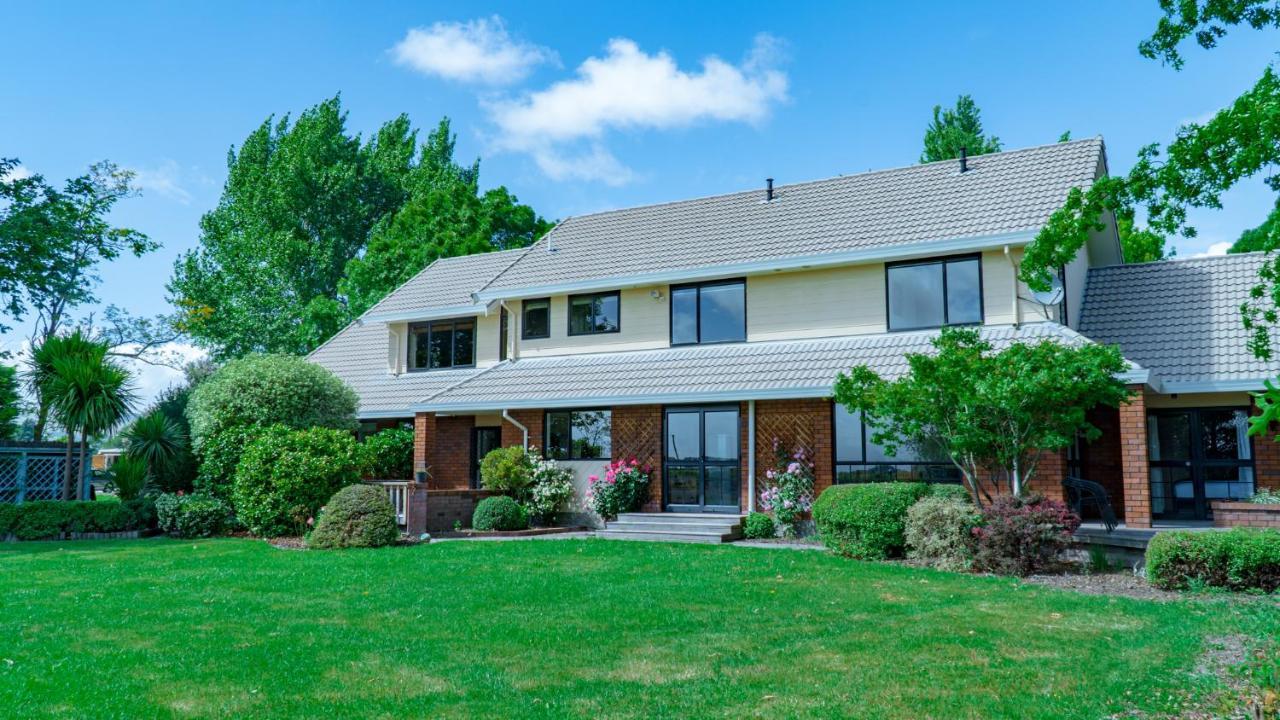 Fairhall Guest Lodge Woodbourne Екстериор снимка