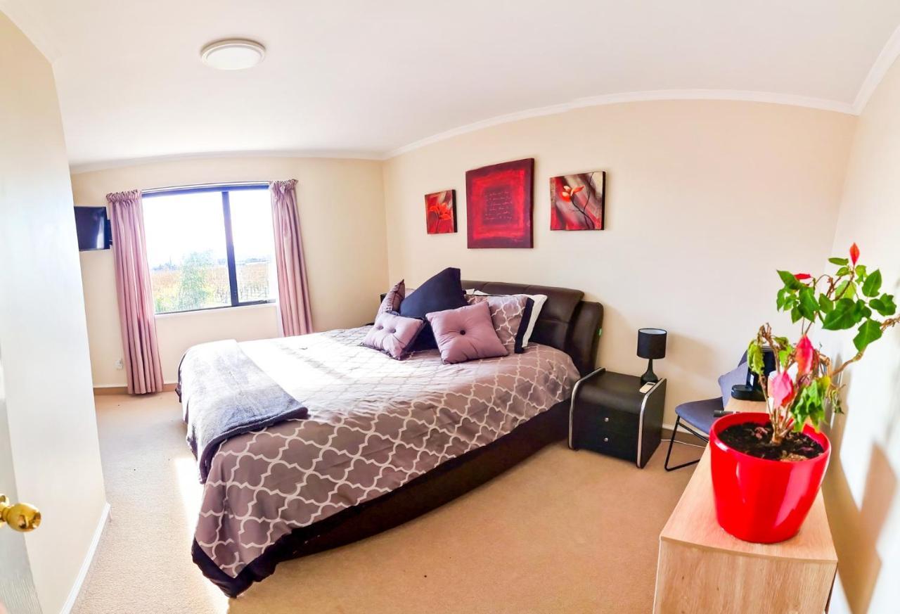 Fairhall Guest Lodge Woodbourne Екстериор снимка