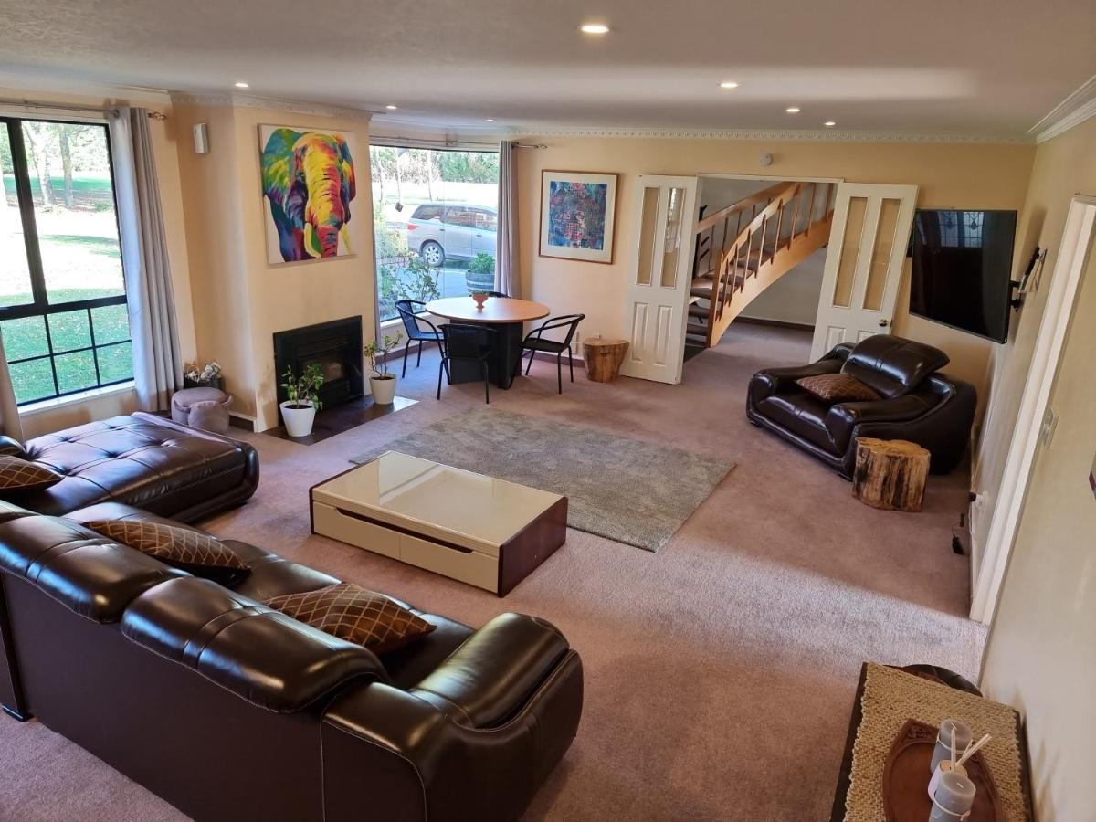 Fairhall Guest Lodge Woodbourne Екстериор снимка