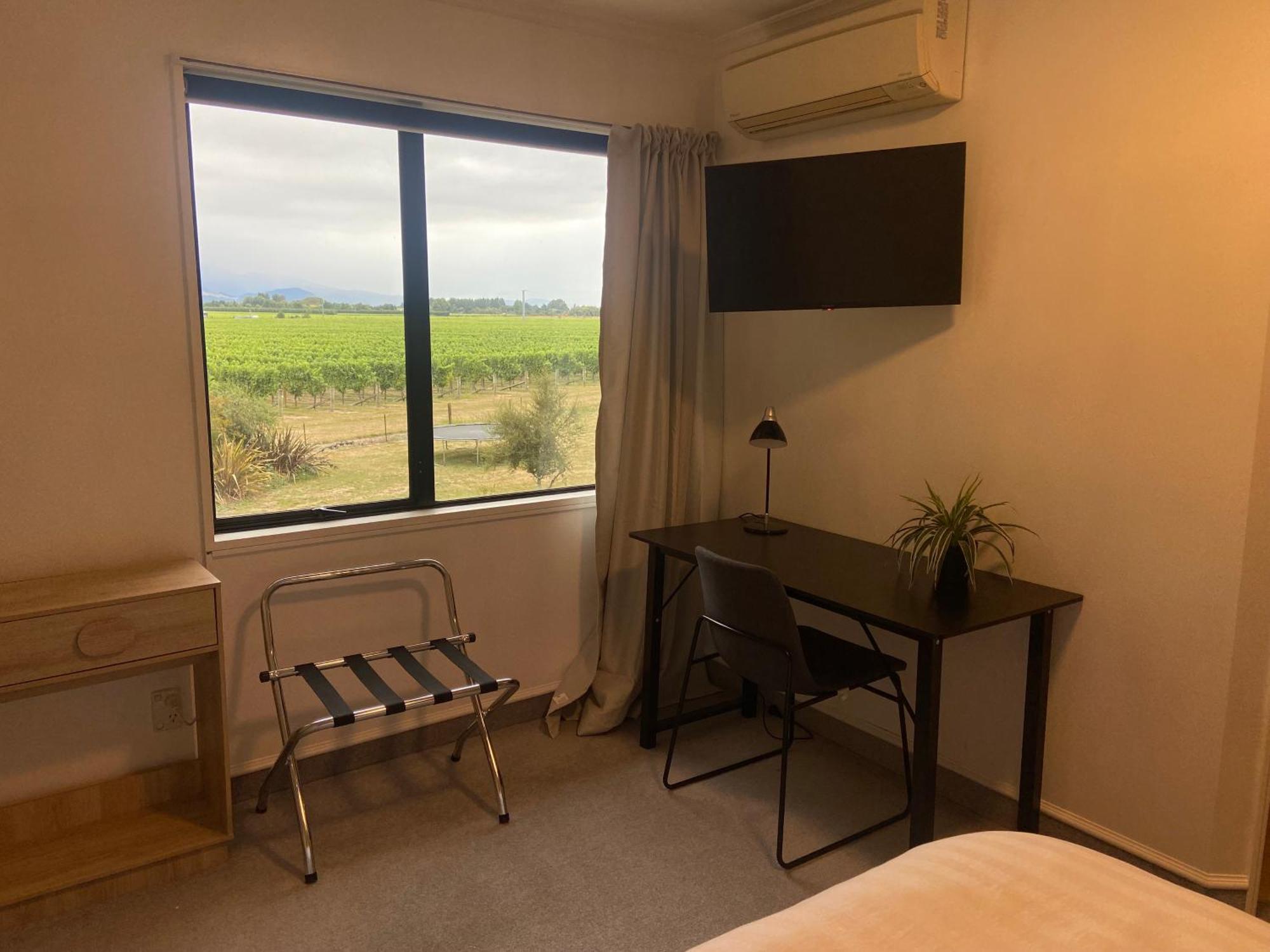 Fairhall Guest Lodge Woodbourne Екстериор снимка